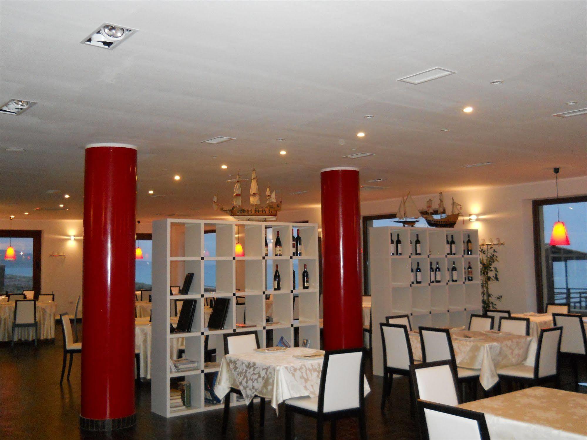Buddi Hotel Platamona Exterior photo